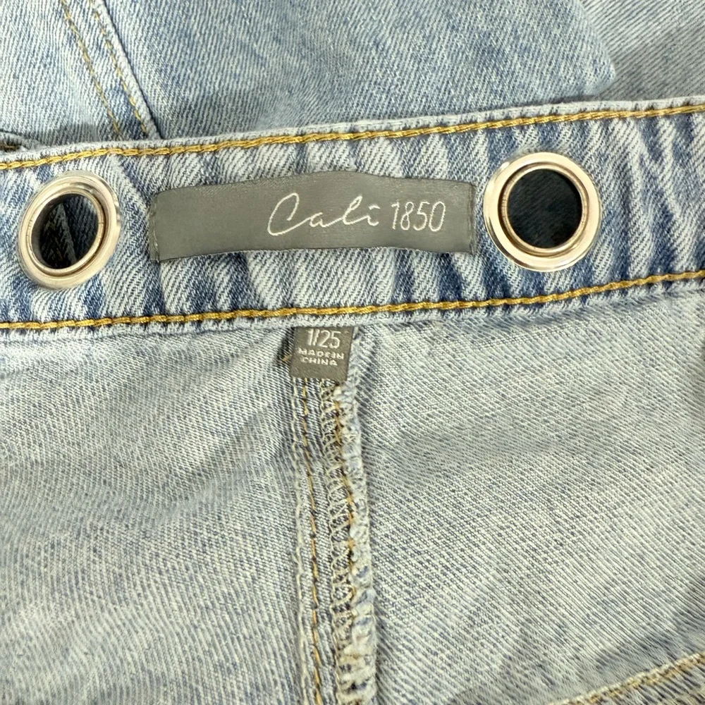 Cali1850 barrel legs big patch pockets Women's Light Blue Jeans‎ 1/25